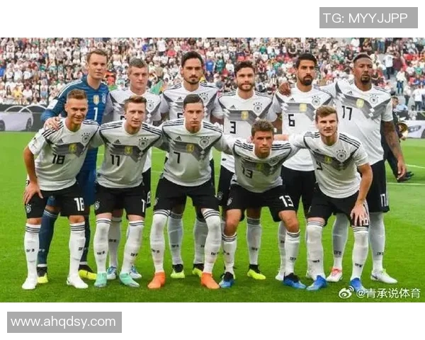 意大利U21青年队迎战丹麦U21队争夺欧洲足球锦标赛资格 意大利U21青年队迎战丹麦U21队争夺欧洲足球锦标赛资格