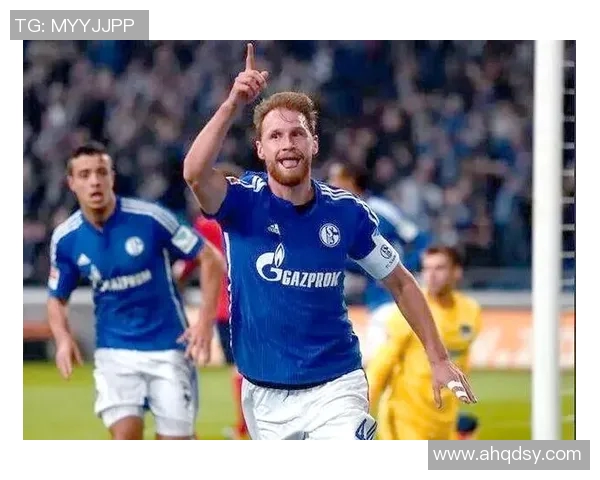 沙克尔04主场迎战纽伦堡争夺关键三分全力以赴力争胜利