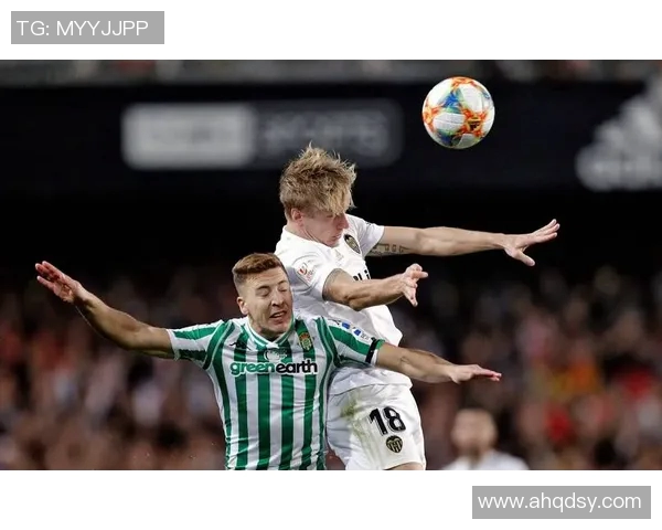 精彩足球友谊赛现场直播全程回顾与精彩瞬间分享