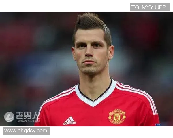 孔多比亚与施耐德林的对决分析与战术比较探讨