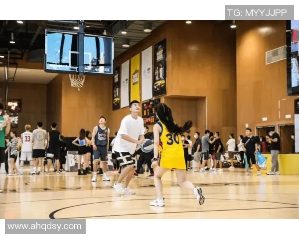 孙铭徽：从青涩新星到篮球场上的中流砥柱，见证中国篮球的崛起与辉煌